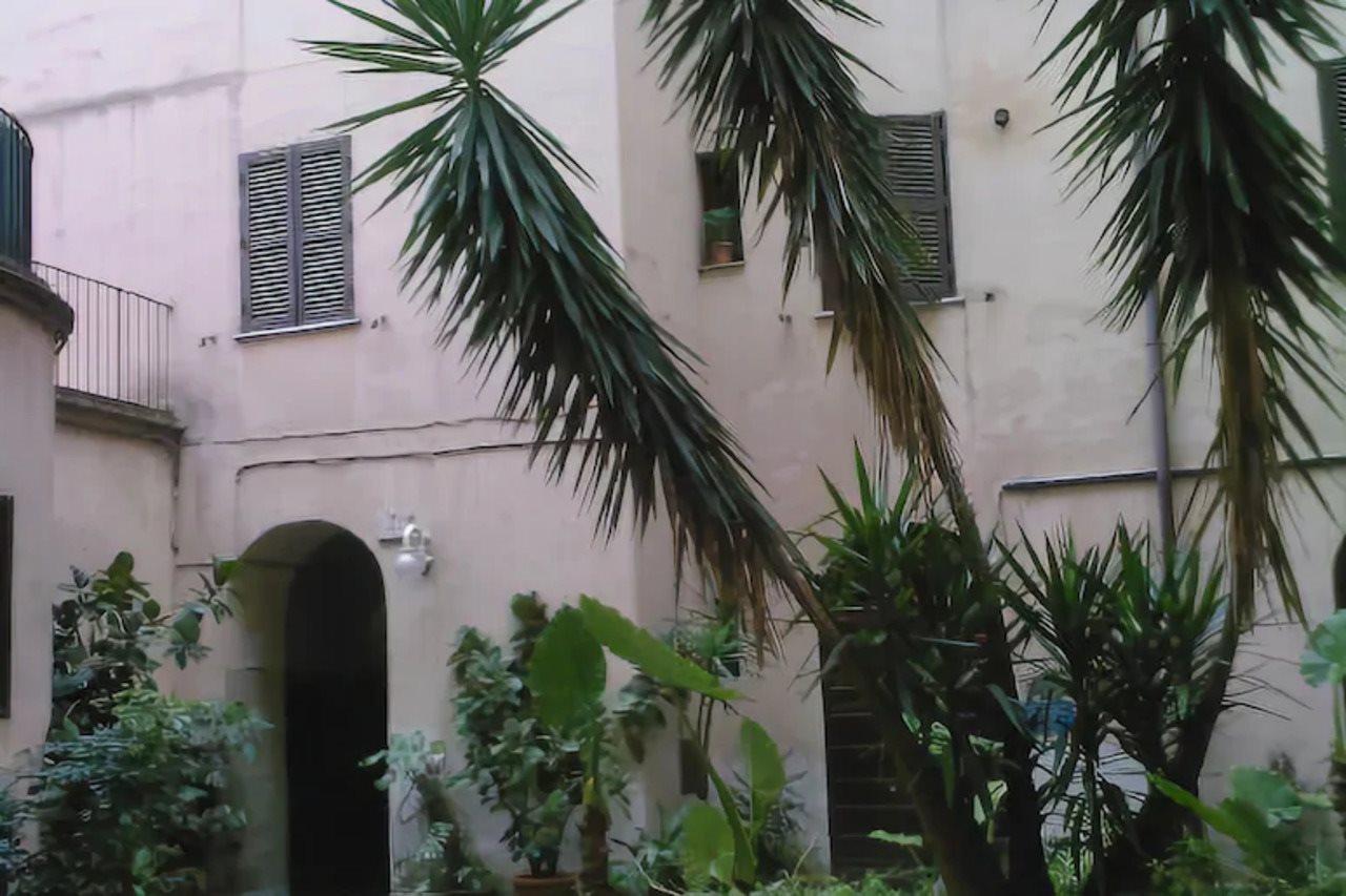 Roma Prince Inn Accommodation Ngoại thất bức ảnh